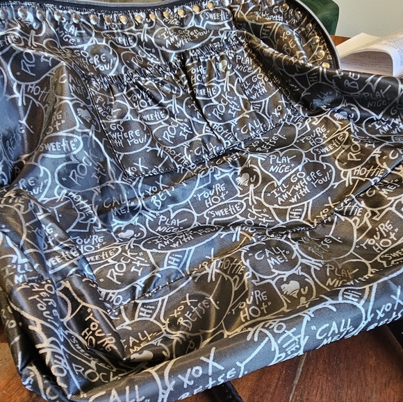 BETSEY JOHNSON VINTAGE WEEKEND LUGGAGE - Picture 13 of 14